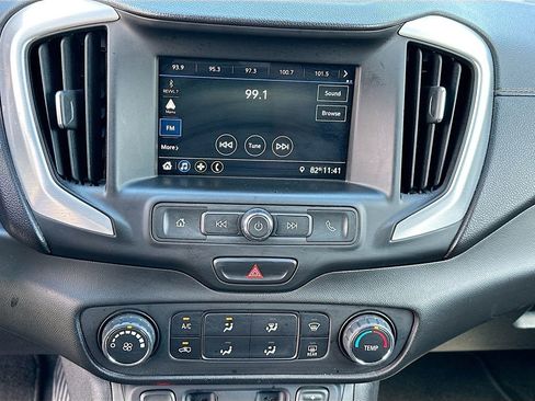 Used 2019 GMC Terrain SLE image 14