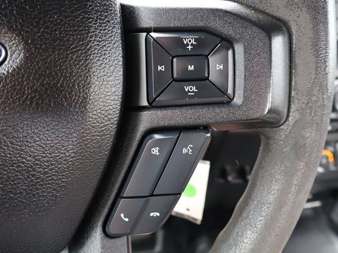 Used 2015 Ford F150 XL w/ Equipment Group 101A Mid AWD/4WD image 31