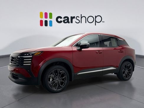 Used 2026 Nissan Kicks SR w/ SR Premium Package AWD/4WD image 1