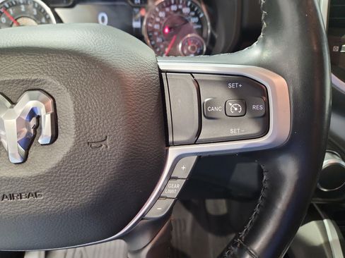 Used 2020 RAM 1500 Big Horn AWD/4WD image 10
