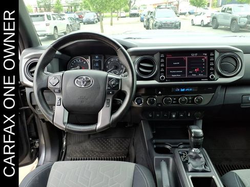 Used 2022 Toyota Tacoma TRD Sport w/ Technology Package AWD/4WD image 26