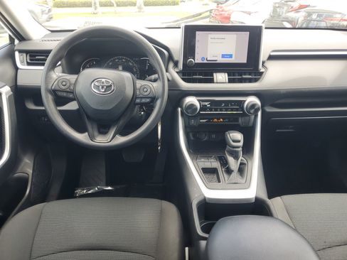 Used 2023 Toyota RAV4 LE image 10