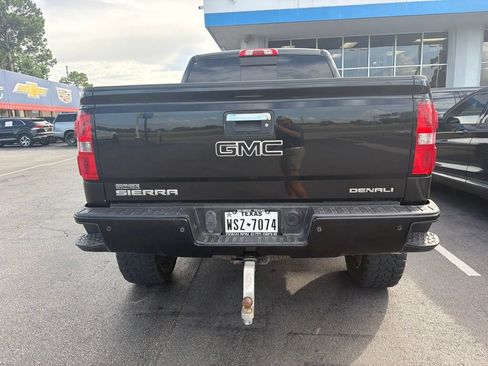 Used 2014 GMC Sierra 1500 Denali w/ Driver Alert Package AWD/4WD image 8