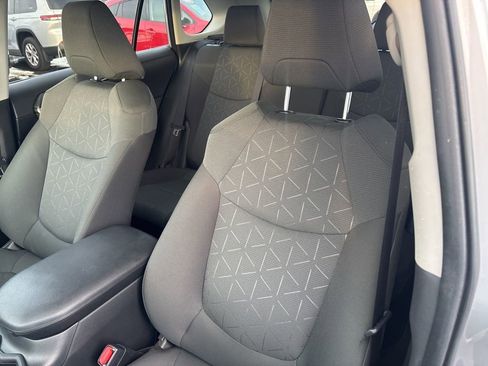 Used 2024 Toyota RAV4 XLE image 12