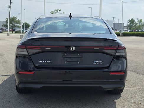Used 2023 Honda Accord Sport image 17