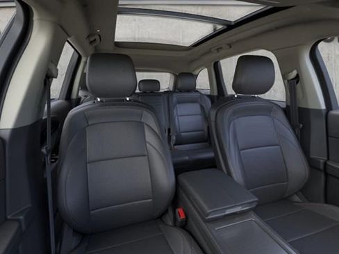 New 2026 Lincoln Nautilus Premier w/ Equipment Group 102A image 10