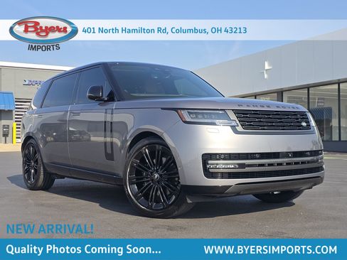 Used 2024 Land Rover Range Rover Long Wheelbase SE AWD/4WD image 1