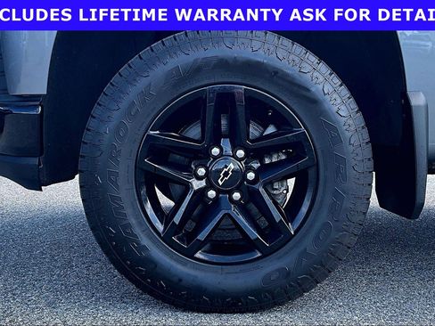 Used 2021 Chevrolet Silverado 1500 LT Trail Boss w/ Bed Protection Package AWD/4WD image 8