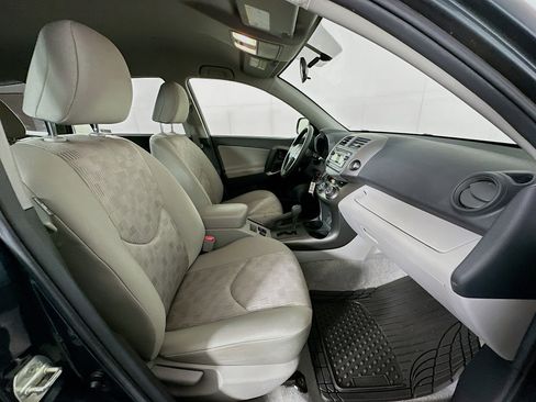 Used 2012 Toyota RAV4 4WD V6 w/ Tow Prep Pkg image 27