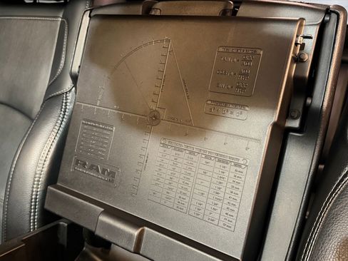 Used 2024 RAM 2500 Rebel image 33