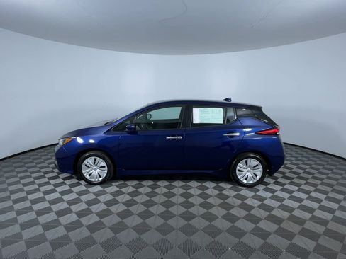 Certified 2025 Nissan Leaf S FWD image 5