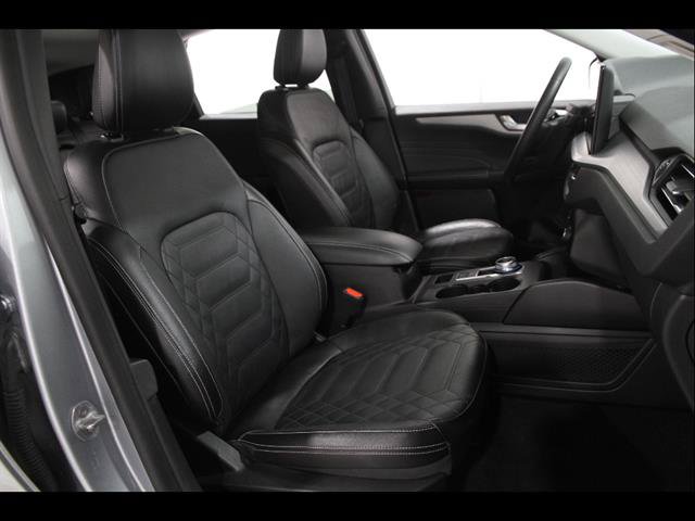 Certified 2023 Ford Escape Platinum w/ Premium Technology Package AWD/4WD image 18