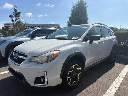 Used 2017 Subaru Crosstrek 2.0i AWD/4WD image 1