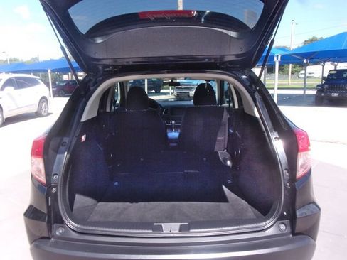 Used 2017 Honda HR-V EX image 27