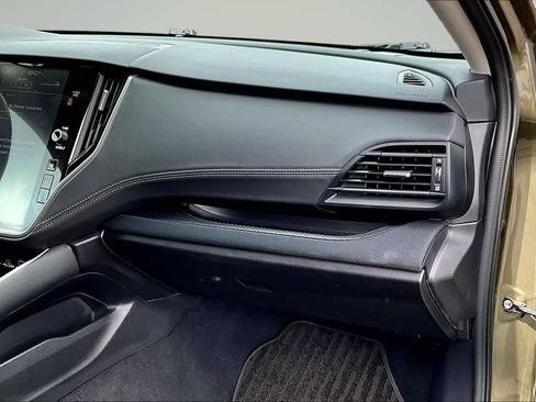 Used 2025 Subaru Outback Premium AWD/4WD image 24