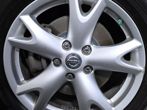 Used 2009 Nissan Rogue SL w/ Premium Pkg AWD/4WD image 31