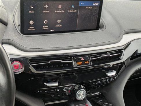 Used 2023 Acura MDX SH-AWD image 11