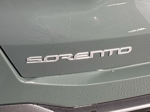 New 2026 Kia Sorento EX image 24