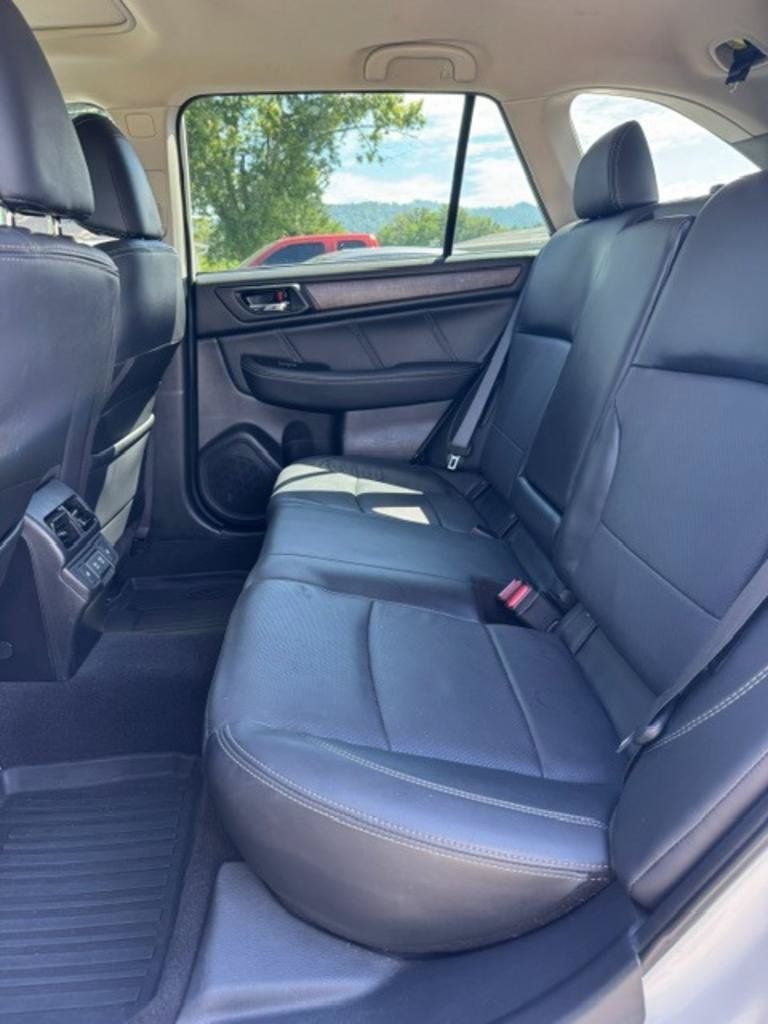 Used 2019 Subaru Outback 3.6R Limited w/ Popular Package #2 AWD/4WD image 17