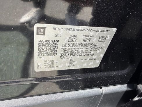 Used 2019 Chevrolet Equinox LS w/ LS Convenience Package image 28