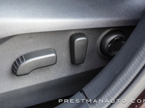 Used 2025 Subaru Outback Touring XT image 31