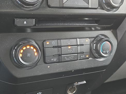 Used 2016 Ford F150 XLT w/ Equipment Group 301A Mid image 19