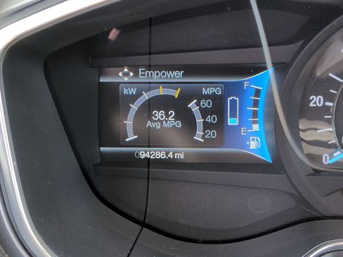 Used 2013 Ford Fusion SE FWD image 22