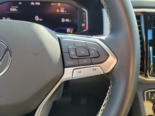 Used 2023 Volkswagen Atlas Cross Sport SE w/ Panoramic Sunroof Package FWD image 25