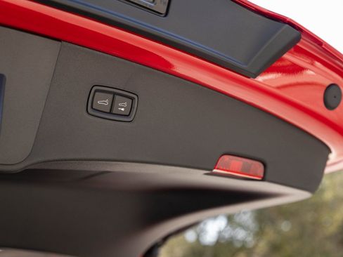 New 2026 Porsche Cayenne Coupe AWD/4WD image 30