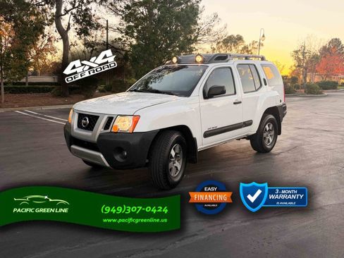 Used 2010 Nissan Xterra Off-Road image 1