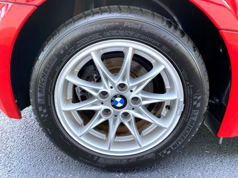 Used 2004 BMW Z4 2.5i image 49