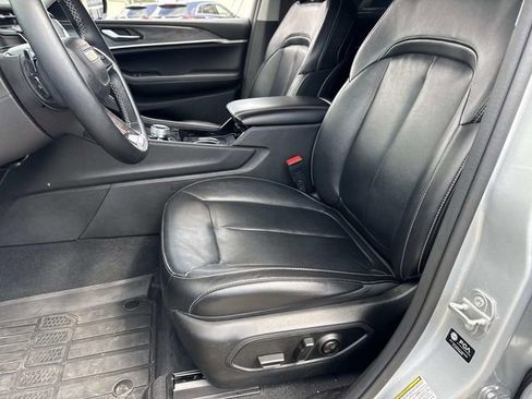 Used 2022 Jeep Grand Cherokee L Limited AWD/4WD image 20