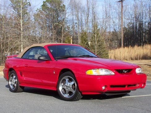 Used 1994 Ford Mustang GT image 3