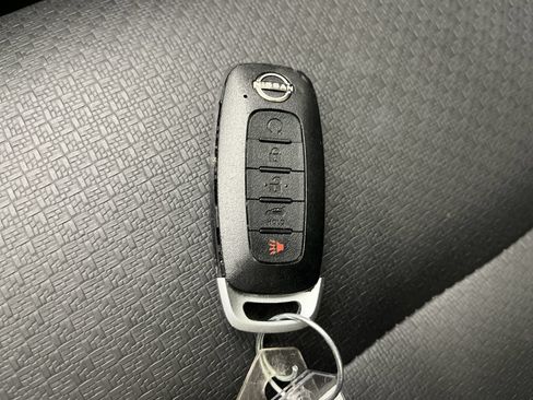 Used 2023 Nissan Rogue SV w/ SV Premium B Package AWD/4WD image 26