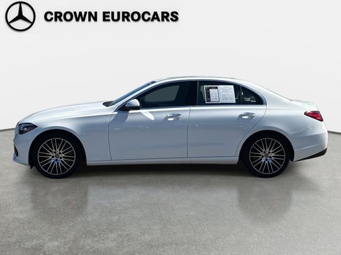 Used 2024 Mercedes-Benz C 300 4MATIC Sedan image 3