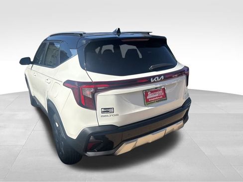 Certified 2024 Kia Seltos S image 25