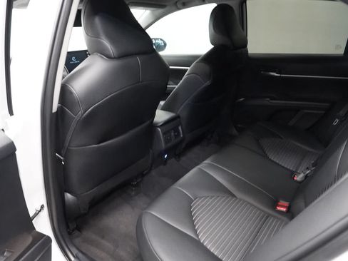 Used 2023 Toyota Camry SE w/ Audio Upgrade Package FWD image 19