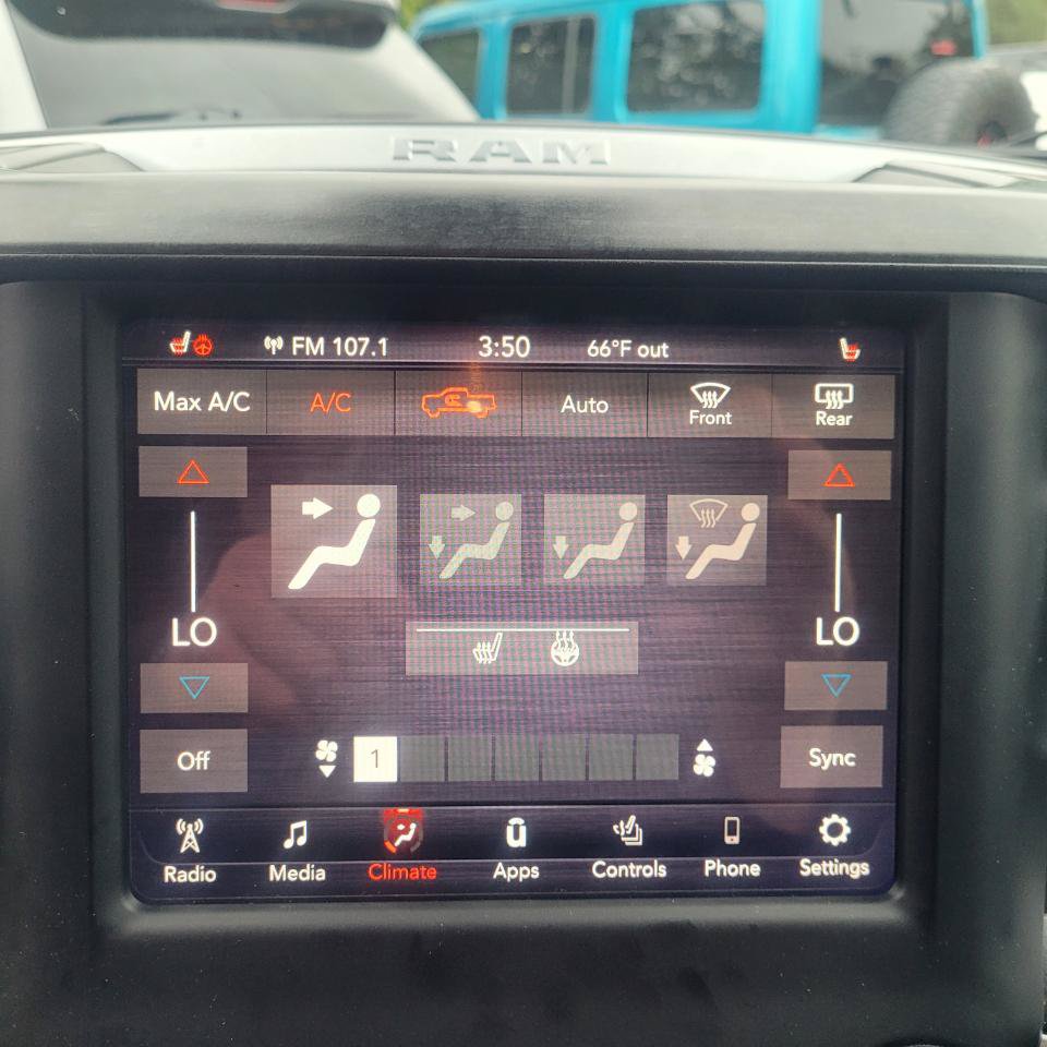 Used 2019 RAM 1500 Big Horn AWD/4WD image 17