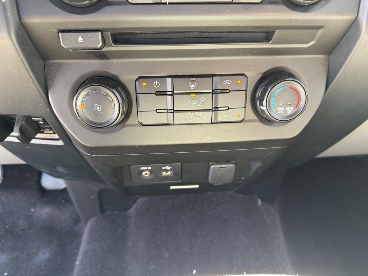 Used 2015 Ford F150 XL w/ Equipment Group 101A Mid AWD/4WD image 12