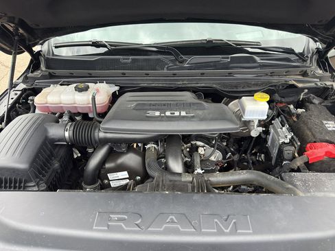 Used 2023 RAM 1500 Limited image 17