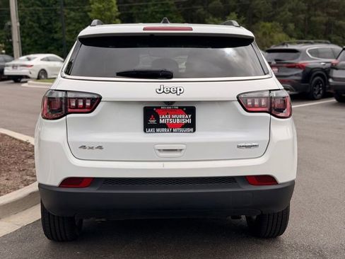 Used 2024 Jeep Compass Latitude AWD/4WD image 10