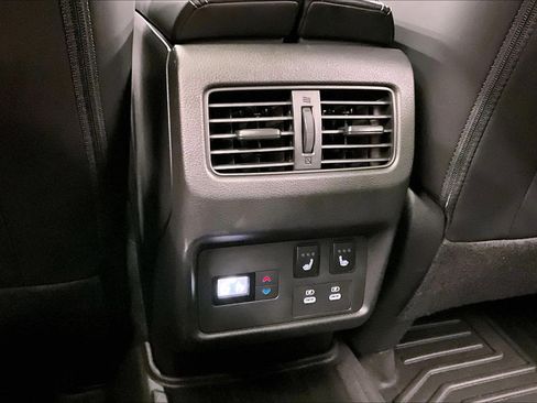 Used 2025 Nissan Rogue Platinum w/ Platinum Premium Package AWD/4WD image 65