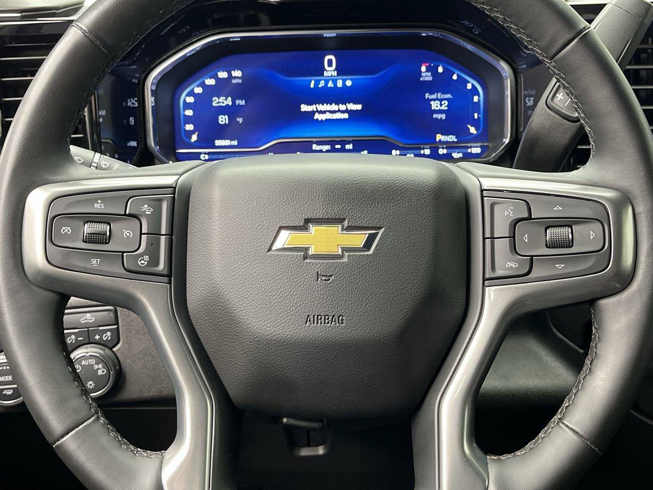 Certified 2024 Chevrolet Silverado 1500 LT AWD/4WD image 15