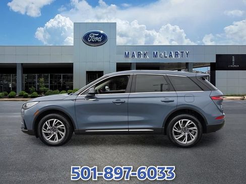 Certified 2025 Lincoln Corsair AWD w/ Equipment Group 101A image 2