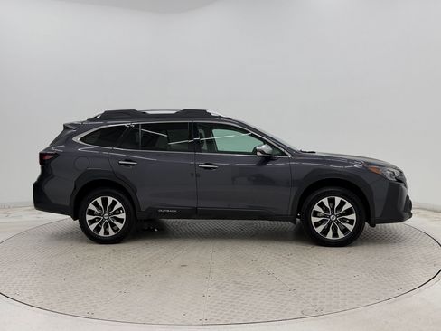 Used 2024 Subaru Outback Touring XT AWD/4WD image 8