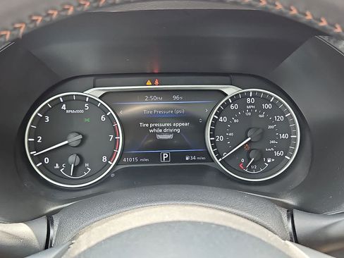 Used 2024 Nissan Sentra SR w/ SR Premium Package FWD image 17