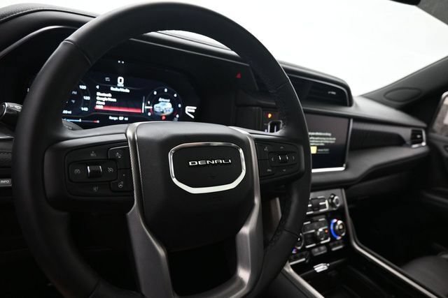 Used 2024 GMC Yukon Denali RWD image 10