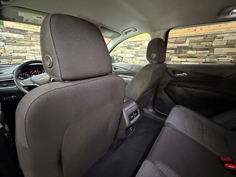 Used 2023 Chevrolet Equinox LT image 27