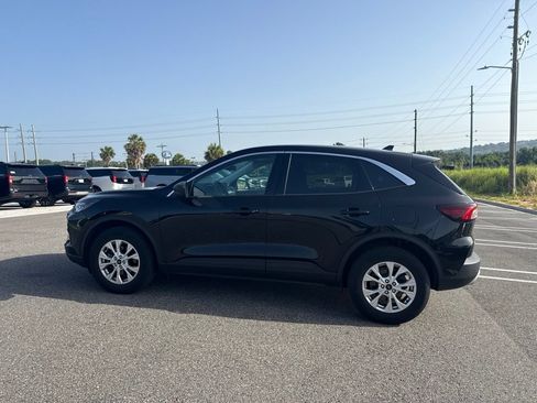 Used 2023 Ford Escape Active w/ Tech Pack #1 AWD/4WD image 4