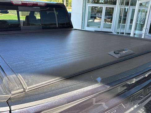 Used 2023 Chevrolet Silverado 1500 High Country w/ Technology Package image 32